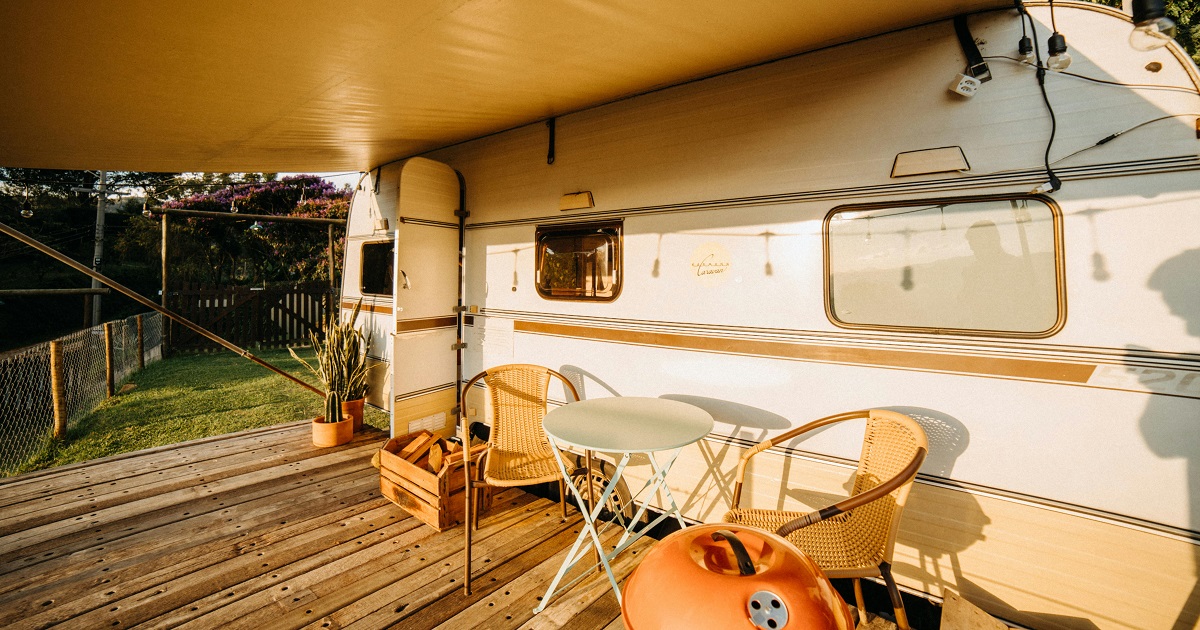 Convierte tu caravana en un hogar sobre ruedas con un sistema eléctrico seguro y centralizado