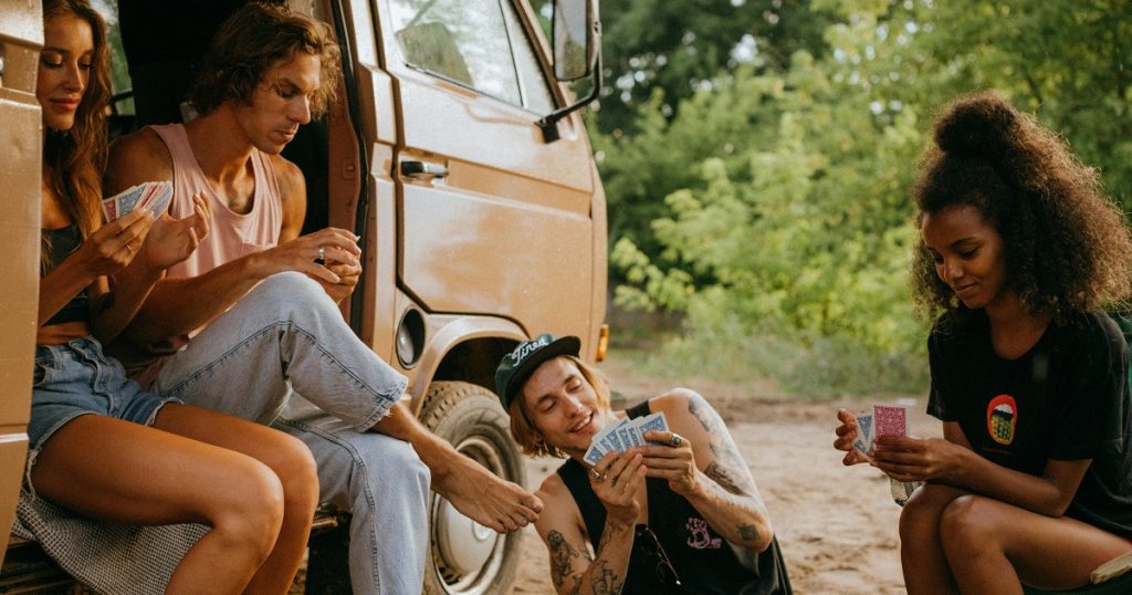 Viajar en furgoneta camper equipada con sistema eléctrico preinstalado