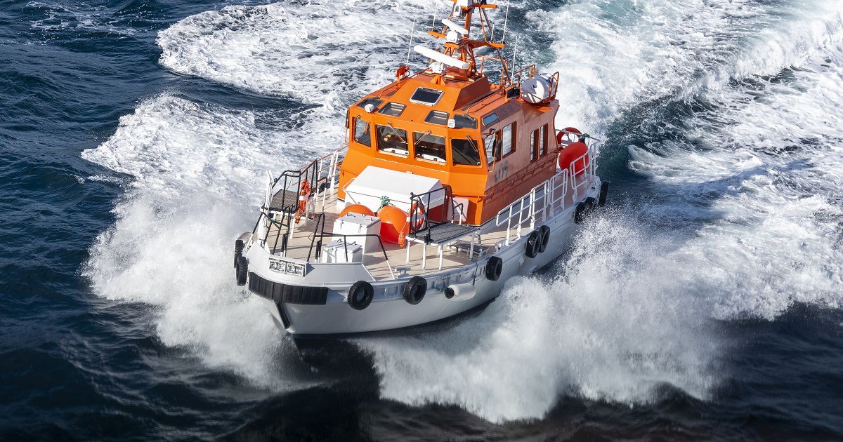 Sistemas eléctricos NautiVans con caja preinstalada para embarcaciones de uso profesional